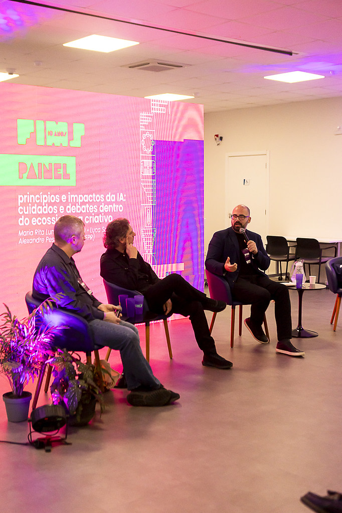 Painel sobre IA e Ecossistema Criativo no FIMS