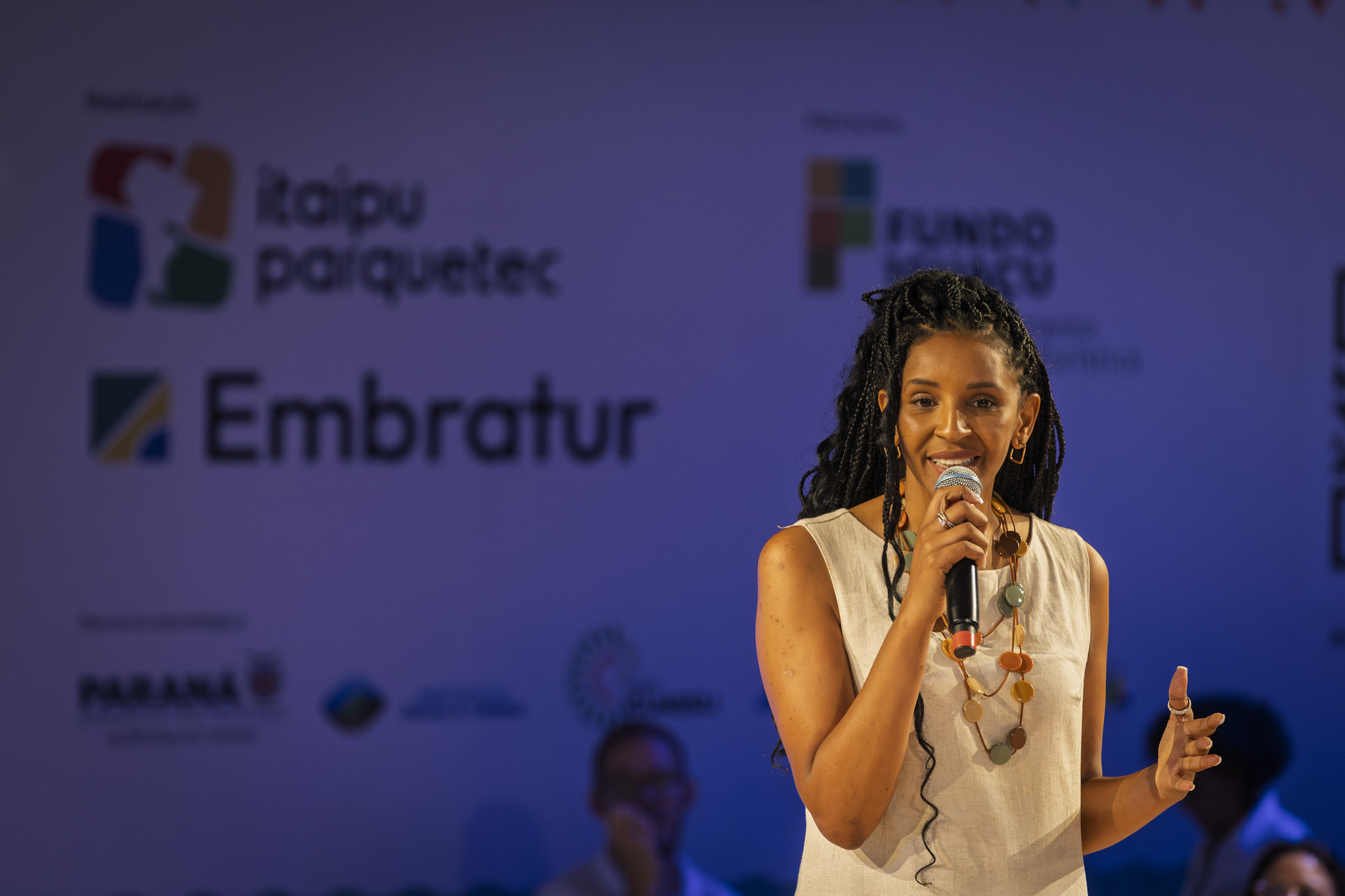 Público e Engajamento no Summit Tour